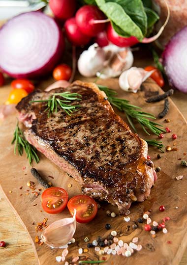 Mouthwatering Gorgonzola Seasoned Steak Using Northwest Spices