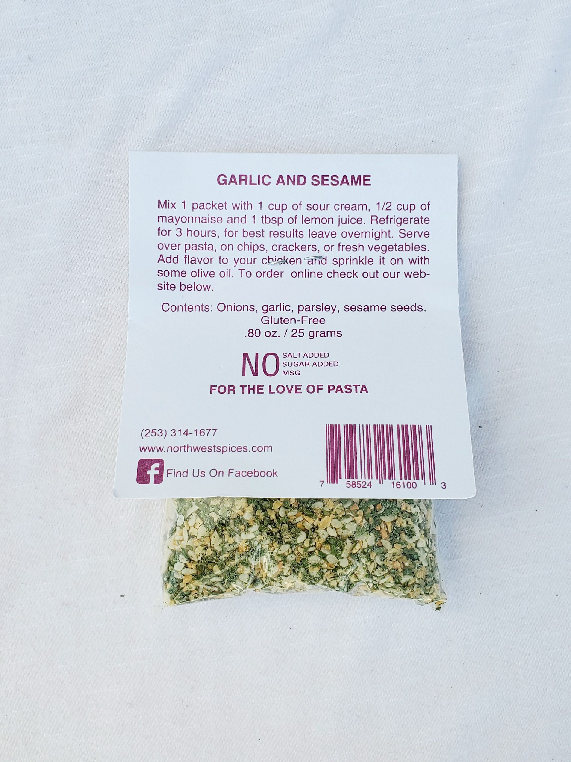 Garlic and Sesame spice and seasoning blend, contains, onions, garlic, parsley, sesame seeds. Gluten free. 