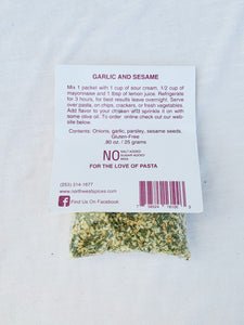 Garlic and Sesame spice and seasoning blend, contains, onions, garlic, parsley, sesame seeds. Gluten free. 